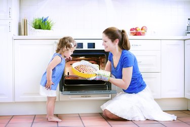 is it normal for a gas oven to make noise 