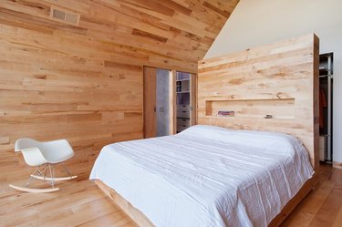 wood room divider
