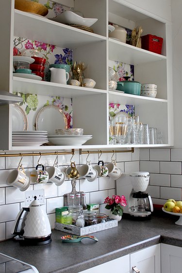 Inexpensive Ways to Decorate a Rental Kitchen