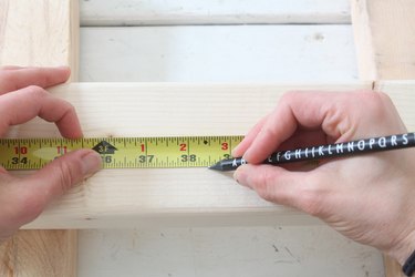 Marking the 2x4
