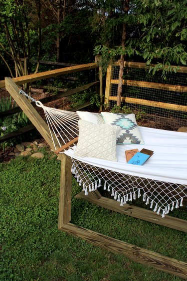 DIY weekend project: how to make a wood hammock stand