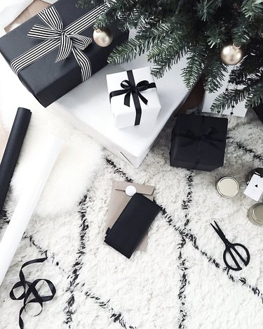 black and white holiday decor