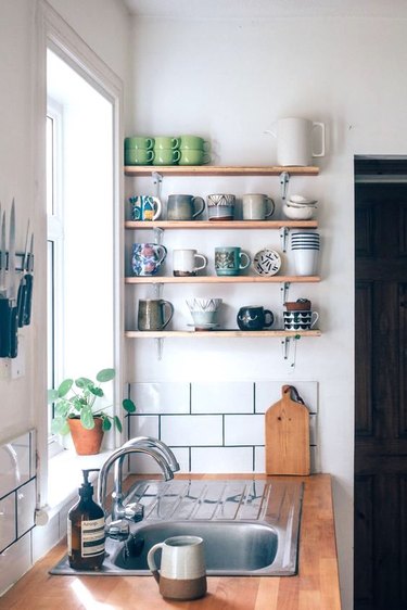 Inexpensive Ways to Decorate a Rental Kitchen