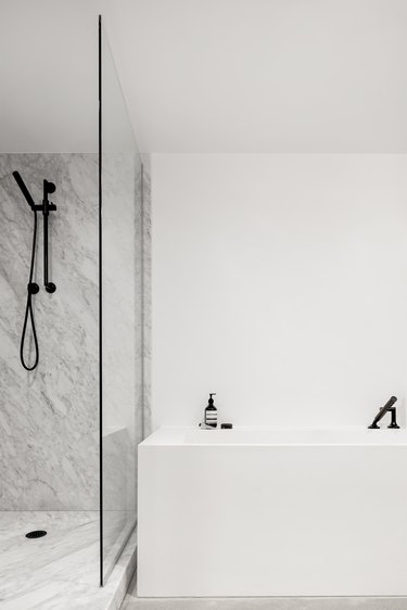 minimalist black and white bathroom
