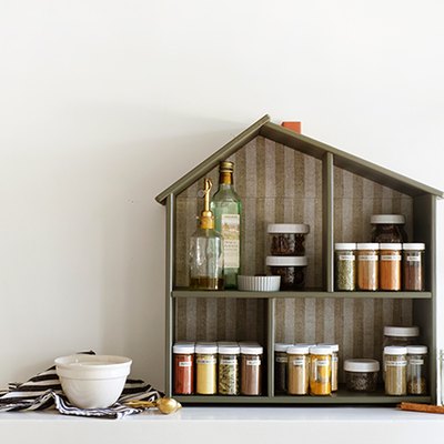 DIY Spice Rack