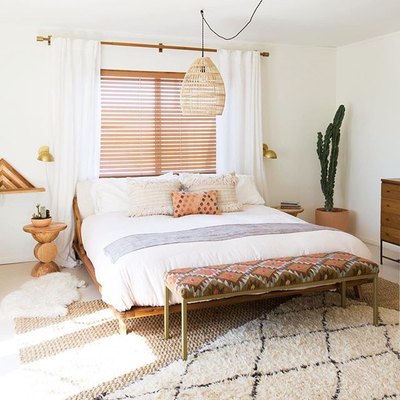 Minimal southwestern-inspired bedroom