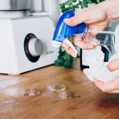 antibacterial countertop cleaning
