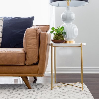 Art deco DIY project with marble and gold IKEA side table