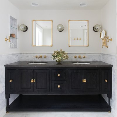 beige bathroom
