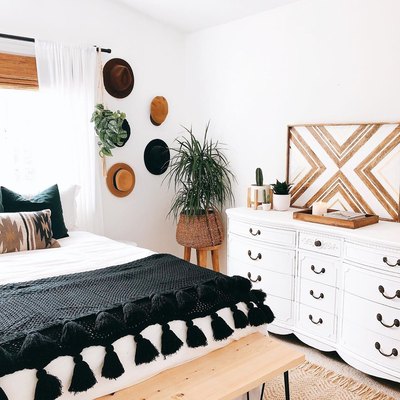 Black and white boho bedroom