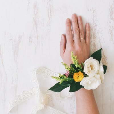 Flower corsage