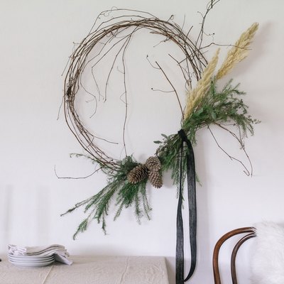 DIY modern asymmetrical wreath