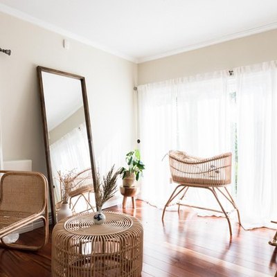 living room space with wicker furniture