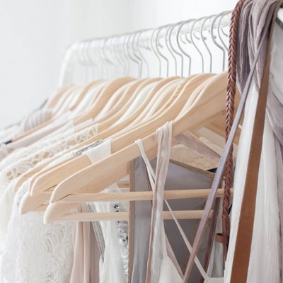 bedroom closet idea with matching hangers on rod