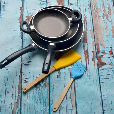 frying pans