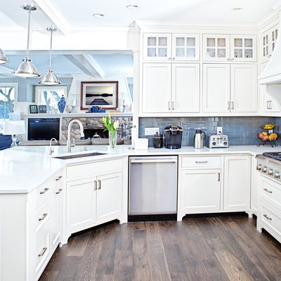 Modern Kitchen design with open concept and bar counter