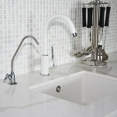 Modern kitchen white faucet and sink