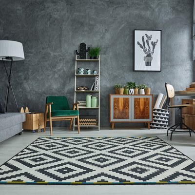Grey room with pattern carpet