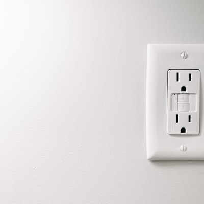 Simple Electric Outlet