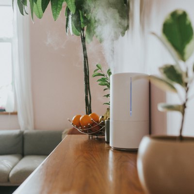 Air humidifier in living room