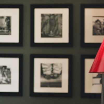 red-hair woman with picture