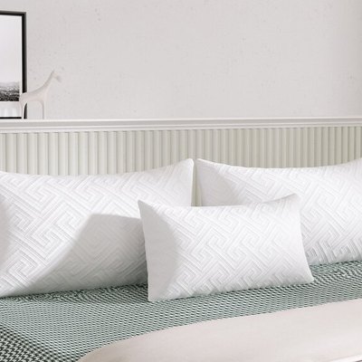 Gel Memory Foam Medium Support Pillow