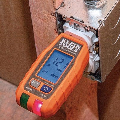 Klein Tools RT250 GFCI Receptacle Tester With LCD Display