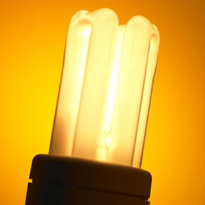 Low energy light bulb