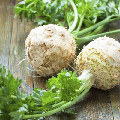 Fresh celery