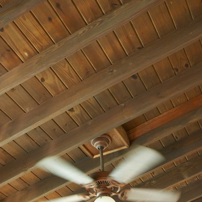 Spinning ceiling fan