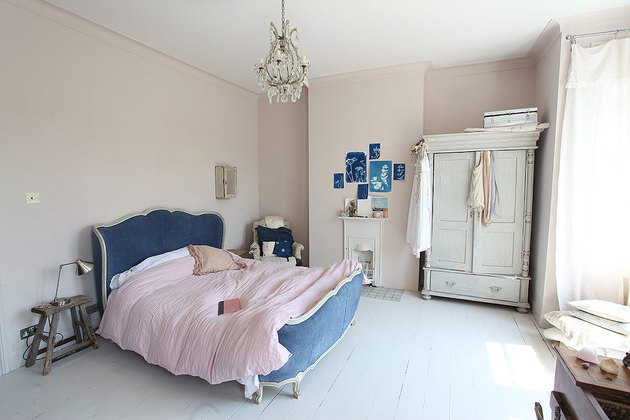 7 Victorian Bedrooms That'll Make You Feel Like a Character in ... - 7f23a0fcfc514a05ae2086a25a7af080