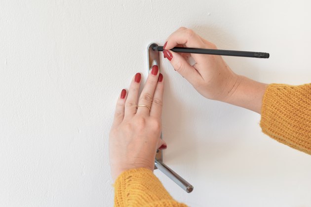 How to Install Floating Shelves