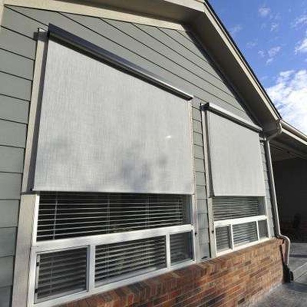 Exterior solar shade