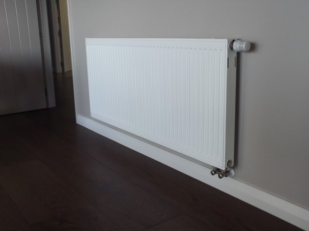 Hot-water radiator.