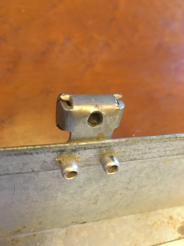 Rivet toolbox back