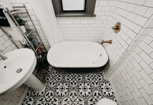 traditional pattern, black and white, floor tile, bathroom