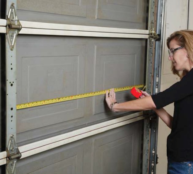 How to Insulate a Garage Door - F719b16ffb354f2a84e032f8a68805a6