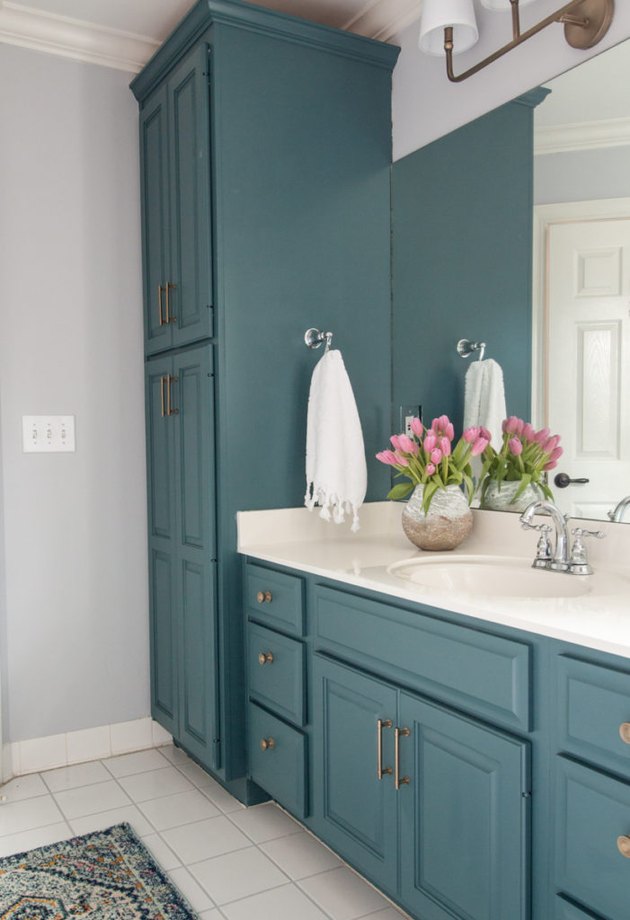  Bathroom  Vanity Cabinet  Color  Trends for 2022 Hunker