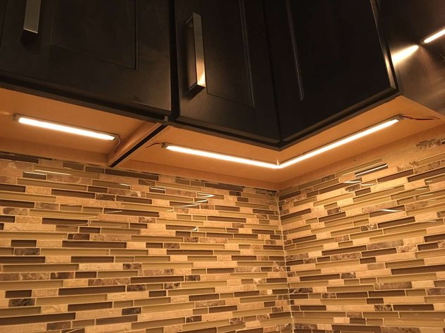 undercabinet lighting for kitchen hardwired