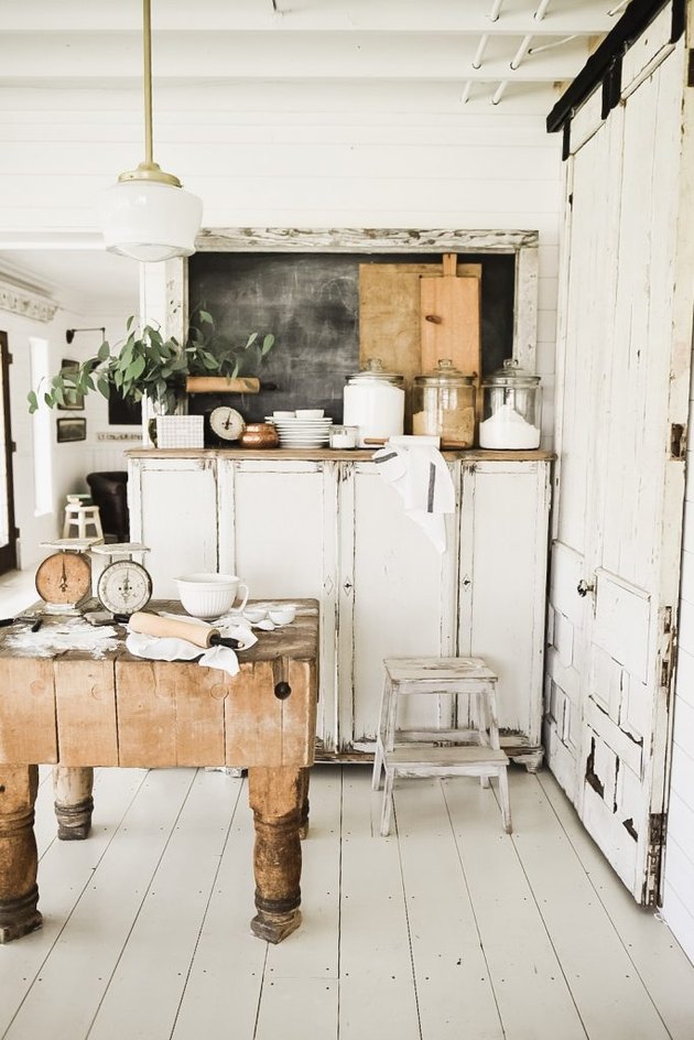 Farmhouse Kitchen Floor Ideas and Inspiration | Hunker