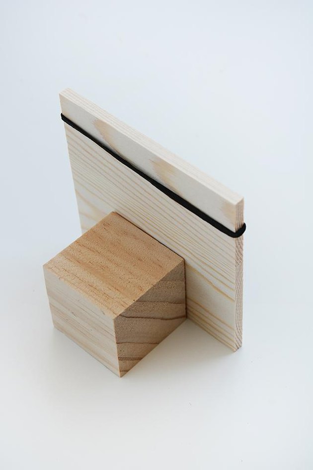 Nowoczesny blok drewna i elastyczne ramki