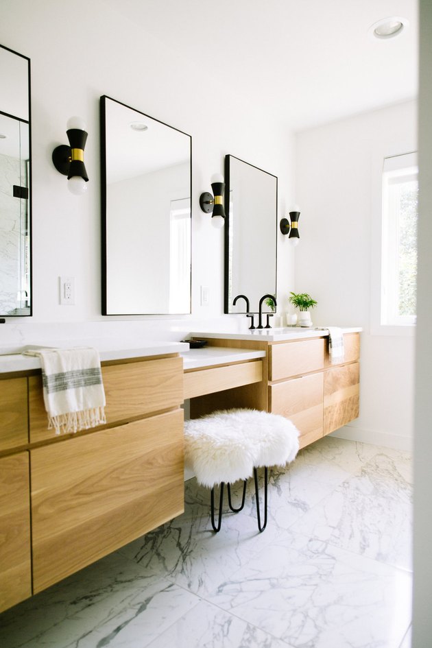 minimalist bathroom vanity