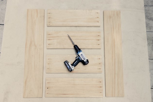 Six boards, four of which are with pre-drilled pocket holes