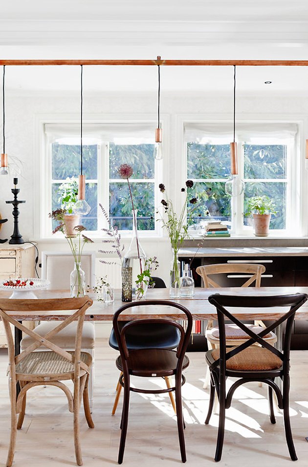 mix and match dining chairs in dining room