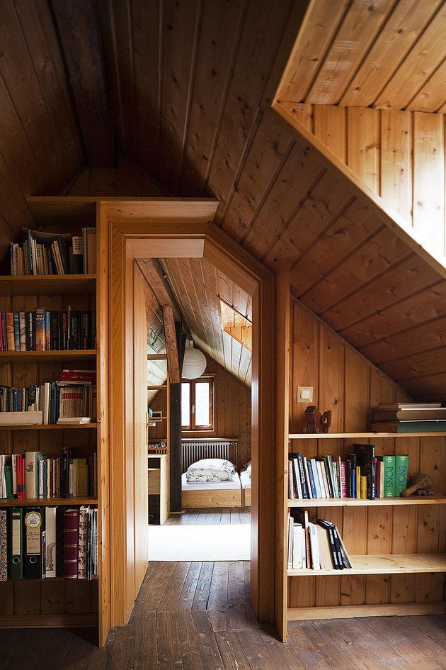 Small Attic Library Ideas and Inspiration | Hunker