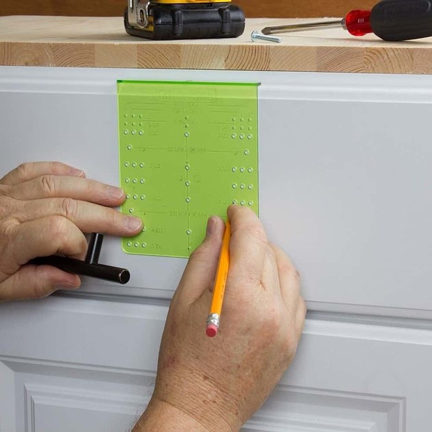 how to make a template to install cabinet pulls