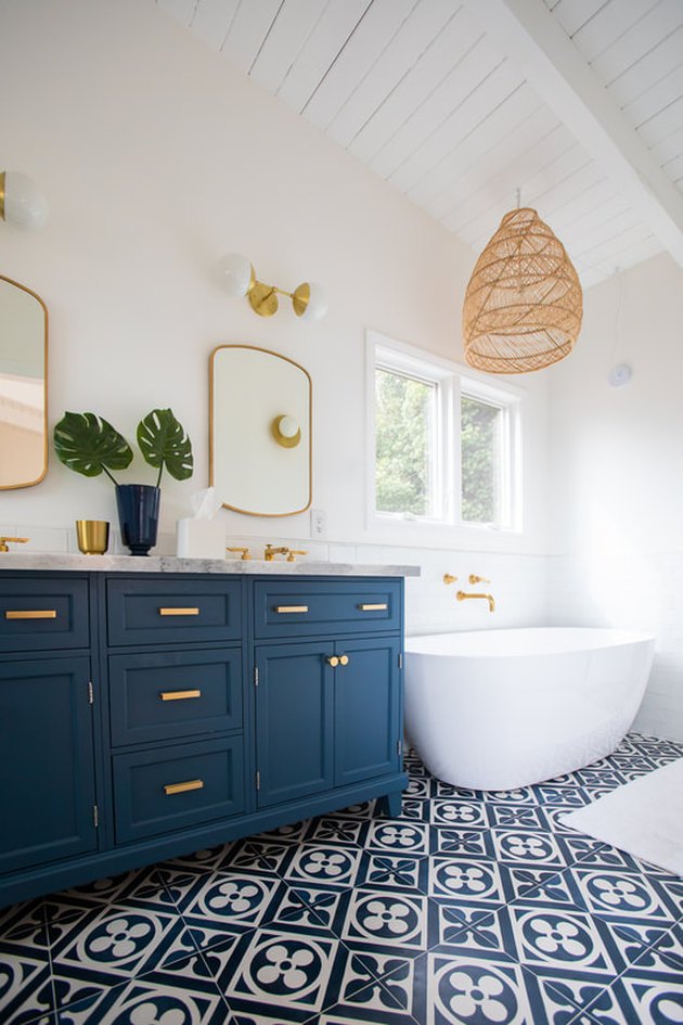 Bathroom Vanity Lighting Design Ideas / Bathroom Vanity Lighting Ideas | Houzz - Thus, you should consider carefully before buying it, here we listed some assessment you may review.