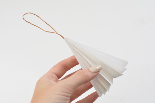 Ornements d'arbre en papier plié bricolage