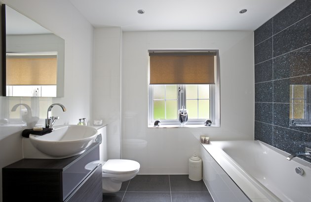 luxury bathroom