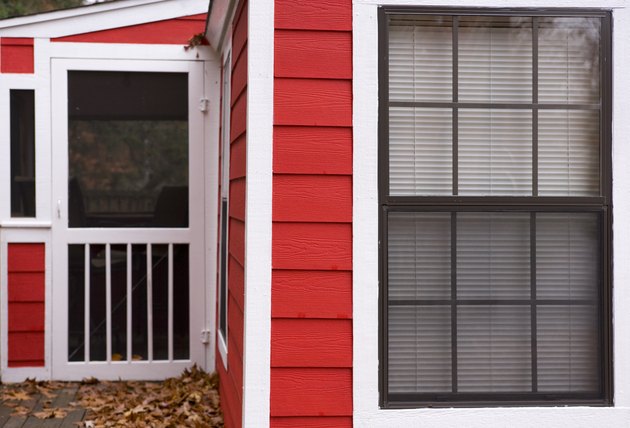Red bungalo.